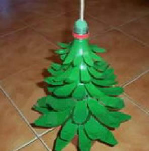 Mini Árvore de Natal com garrafa PET passo a passo